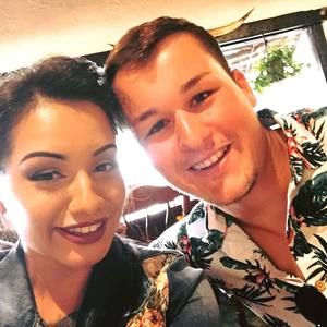 Meet your Posher, Nixzaliz